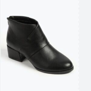 Maurices Classic Black Slip-On Shoes